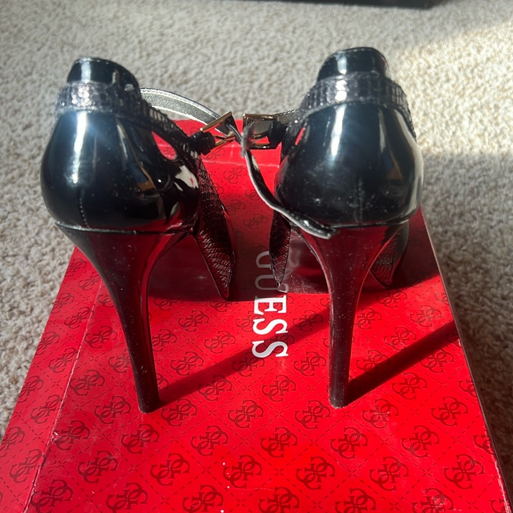 Heels 8.5